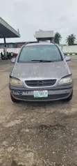 Opel Zafira 2004 Grey - 2