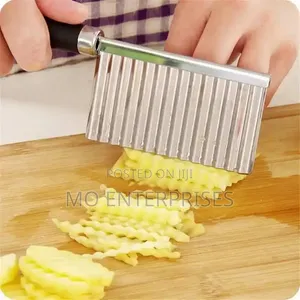 Waver Cutter - Restaurant-Style Wavy Cuts