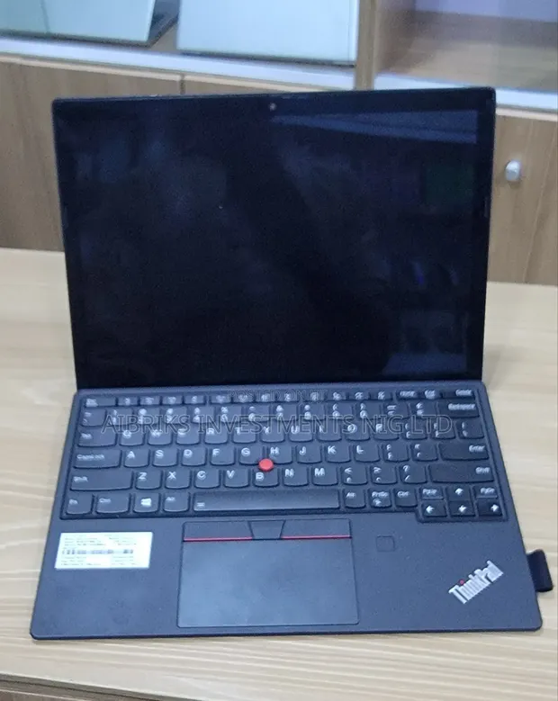 Lenovo ThinkPad X1 Carbon Laptop (11th Gen i5, 16GB RAM, 512GB SSD) - 1