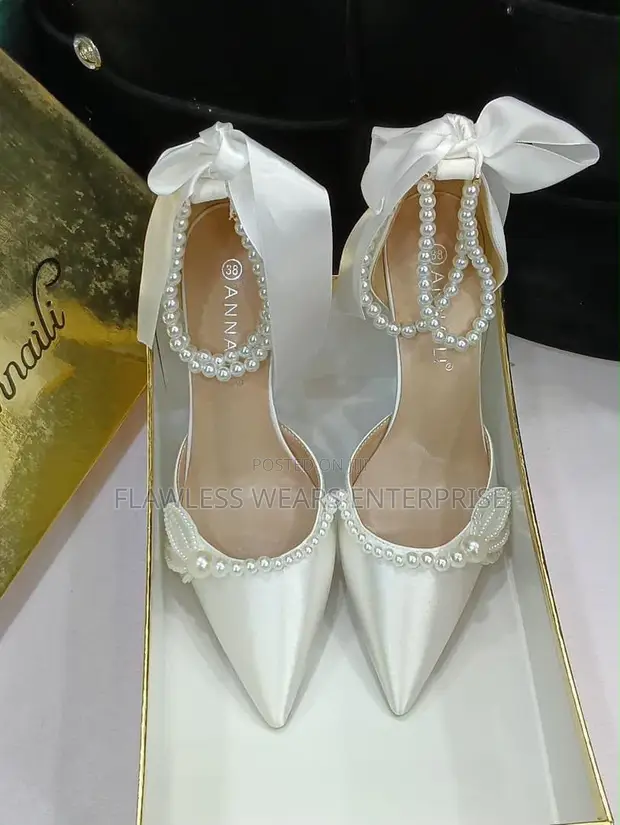 Women's White Shoes for Special Occasions - 1
