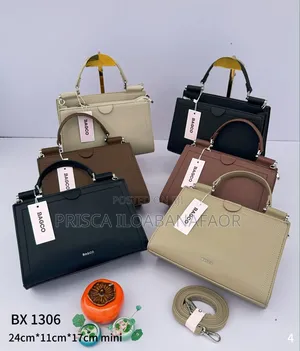 Bagco Matsakaiciyar Hannun Jaka - Baki Faux Leather