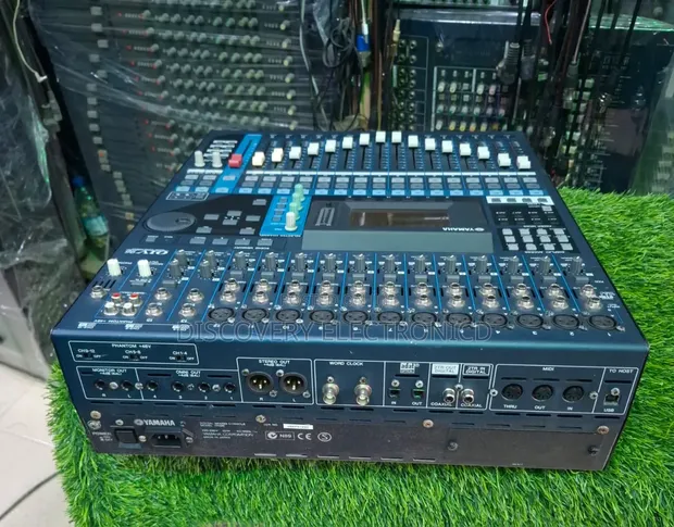 Yamaha Digital Mixer 32 Channel - 1