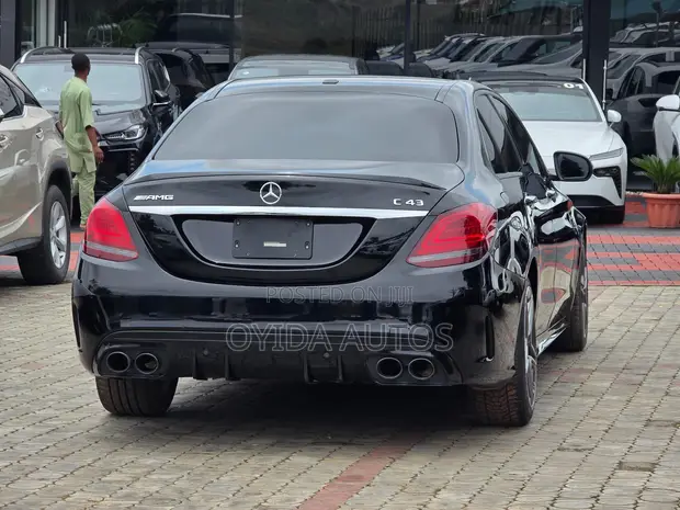 Mercedes-Benz C43 AMG 2021 - 1