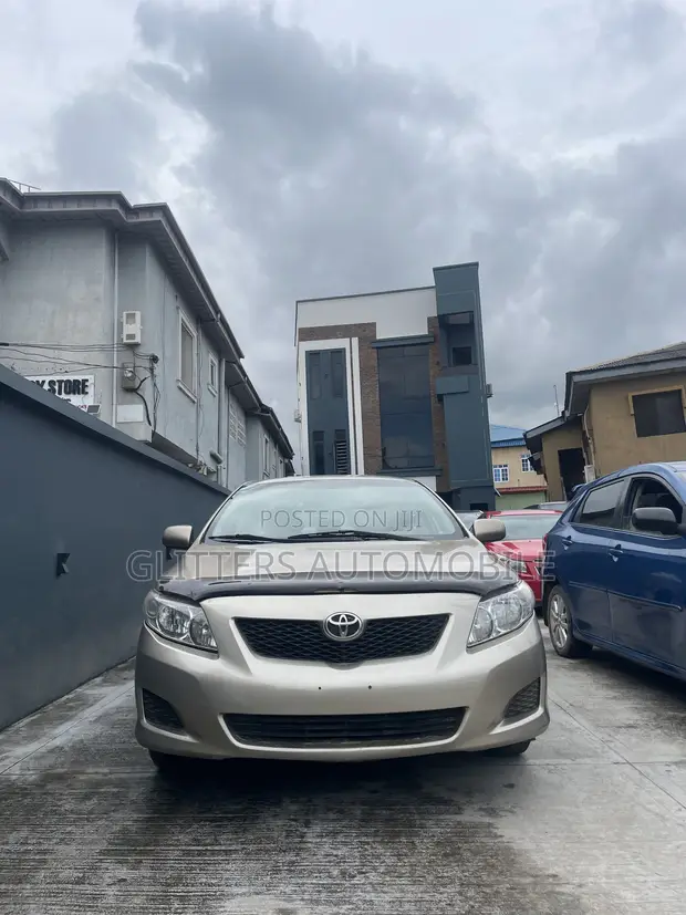 2010 Toyota Corolla CE - Foreign Used - 1
