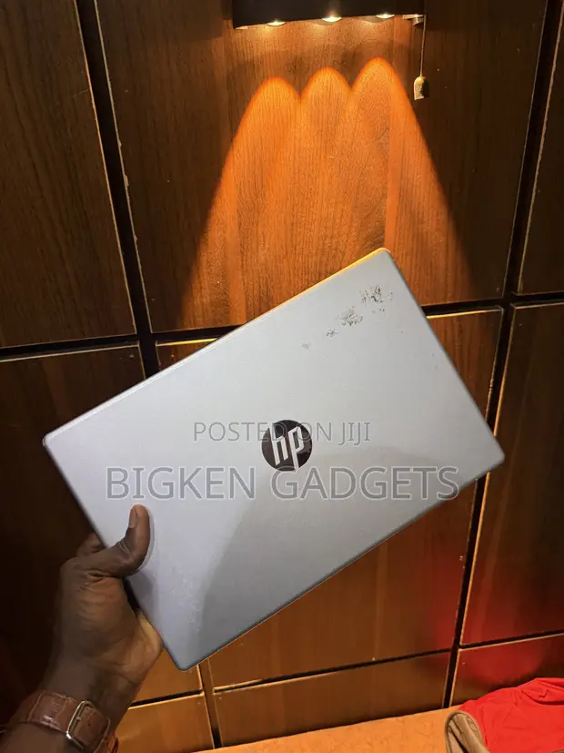 HP 14-ep0063 Laptop 8GB RAM 256GB SSD - 1