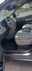 Toyota Sienna 2011 Gray - 2