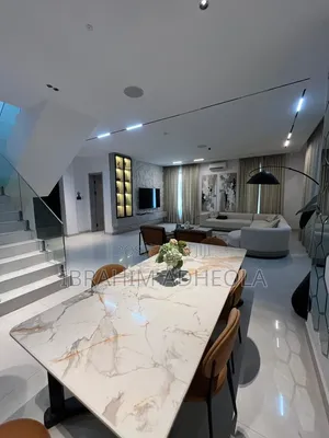 4-Bedroom Maisonette da Pool & Gym a Old Ikoyi