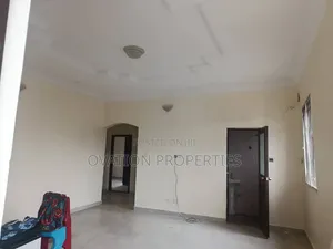3 Bedroom Block of Flats don haya a Omole Phase 2 GRA, Berger