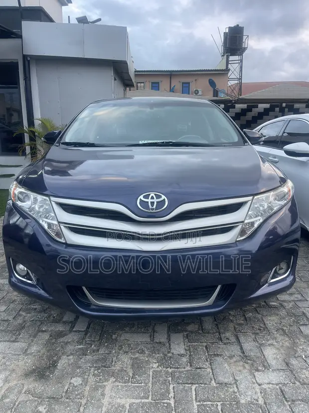 Toyota Venza XLE SUV ta 2015 - 1