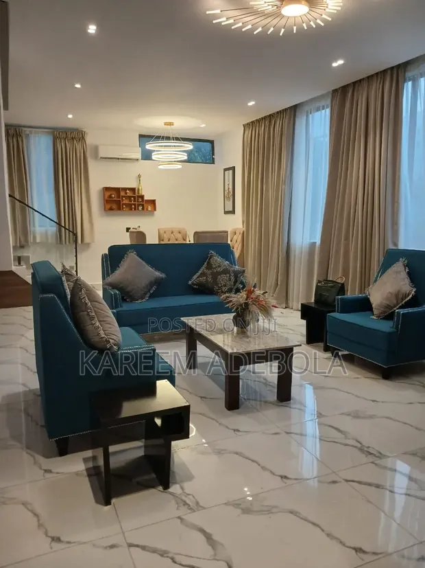 Gidan haya mai dakuna 4 da kayan daki a Glover, Old Ikoyi - 1