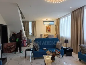 Gidan haya mai dakuna 4 da kayan daki a Glover, Old Ikoyi
