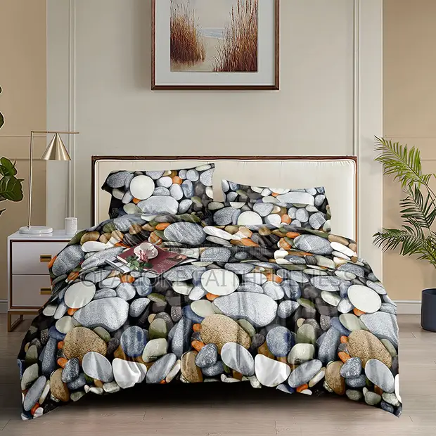 Quality 6x6 Duvet Bedspread with 4 Pillow Cases - 1