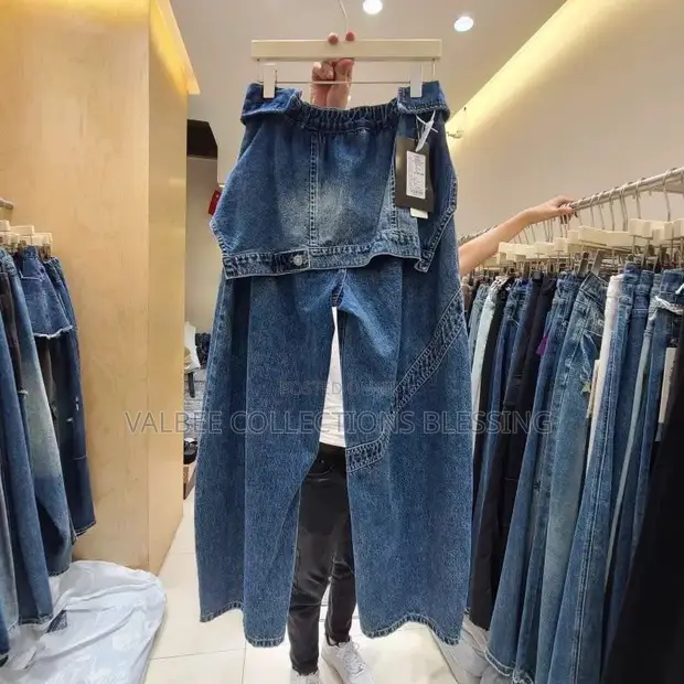 Valbee Collections: Wandon Jeans Mai Tsayi Mai Girma Tare Da Bangare Na Musamman - 1