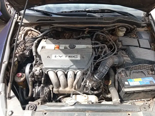 Honda Accord 2005 Blue - 1