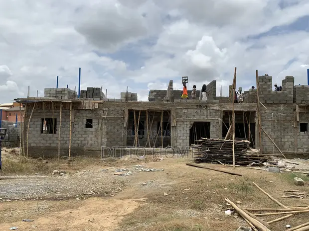 Dittoville: 5-Bedroom Terrace & Flats in Dawaki - 1