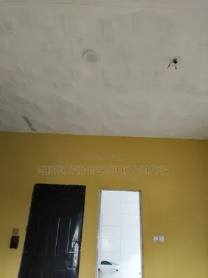 3 Bedroom Bungalow don sayarwa, Benin Road, Ethiope East