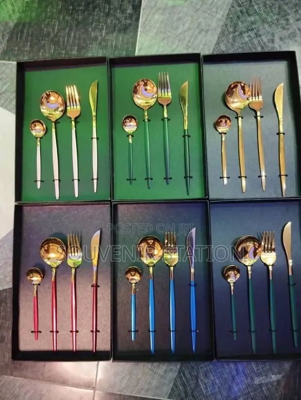 4 Piece Boxed Cutlery Set - 1