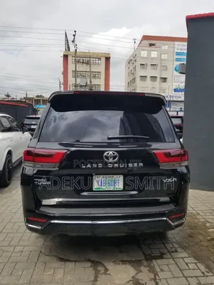 Toyota LandCruiser Rental