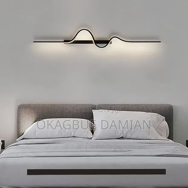 Modern Wavy LED Wall Light - 1