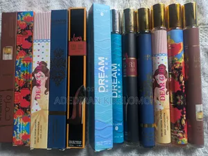 Perfumes na Fragrance World - Girma & Kamshi Daban-daban