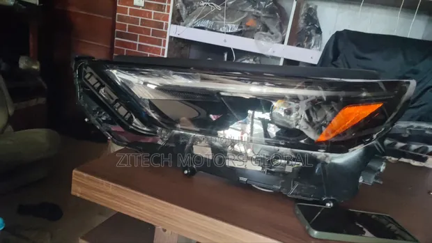 Hasken Kai na Hagu na LED - Toyota Grand Highlander (Tokunbo) - 1
