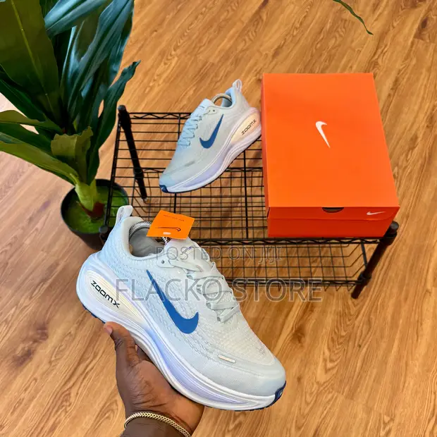 Premium Nike Vomero Plus Zoom X Sneakers - 1