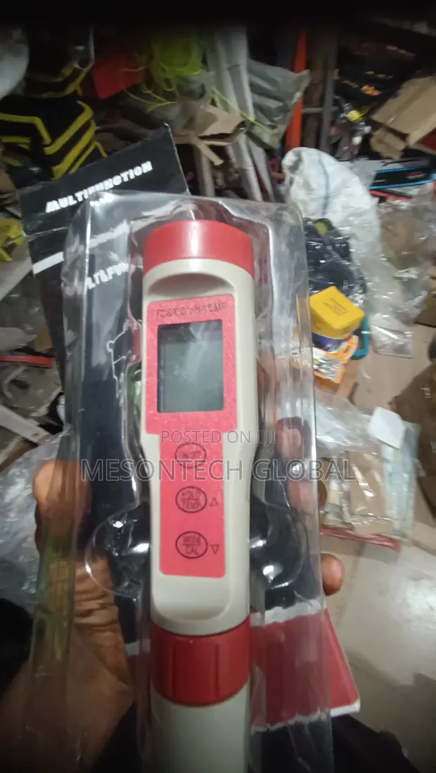 4-in-1 PH Meter Water Quality Tester - 1