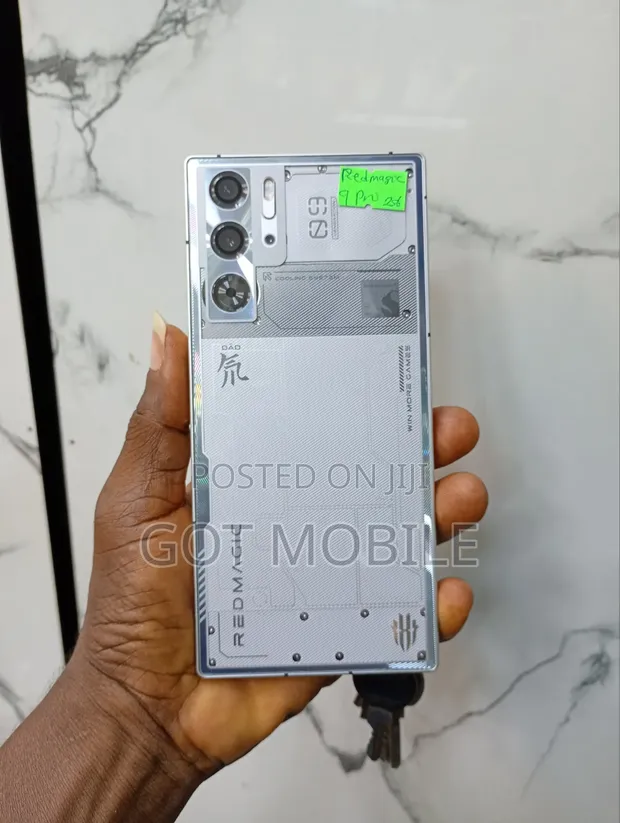 ZTE nubia RedMagic 9 Pro 256GB Fari - 1