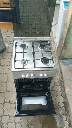 Maxi 50x50 Wutar Lantarki Daya Mai Masu Gas Guda Uku Da Oven Da Grill