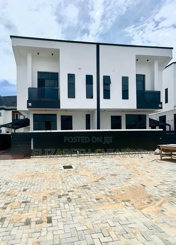 4 Bedroom Semi-Detached Duplex for Sale in Chevron - 1