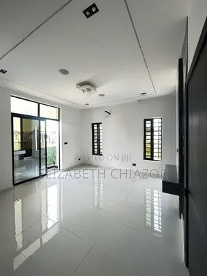4 Bedroom Semi-Detached Duplex for Sale in Chevron