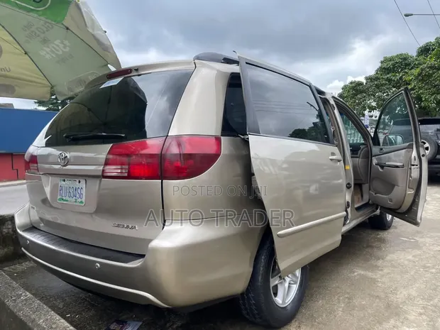 Toyota Sienna 2005 Ja - 1