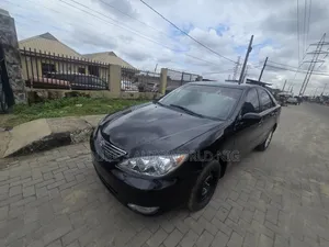 2005 Toyota Camry LE 2.4L Sedan