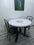 Jerin Teburin Cin Abinci na Wrought Iron tare da Kujeru 4 - 3