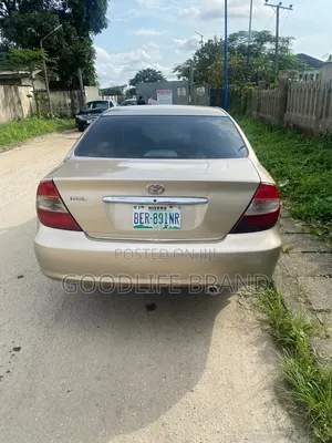 Toyota Camry STD 2.4L Zinariya 2006