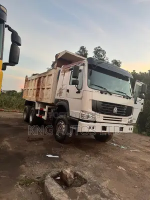 Howo Sinotruk Dump Truck 371HP (2016)