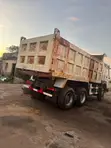 Howo Sinotruk Dump Truck 371HP (2016) - 5