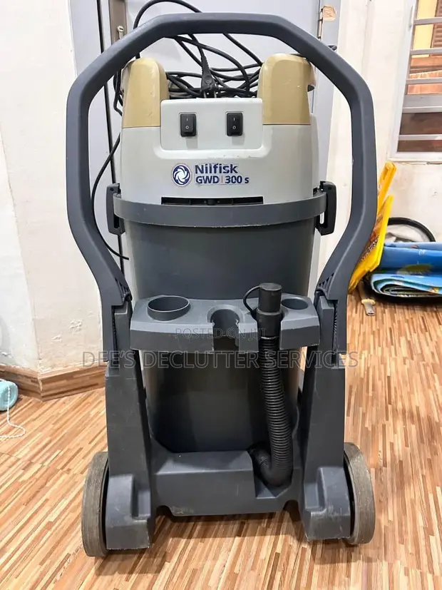 Nilfisk GWD 300 S Industrial Wet Dry Vacuum Cleaner - 1