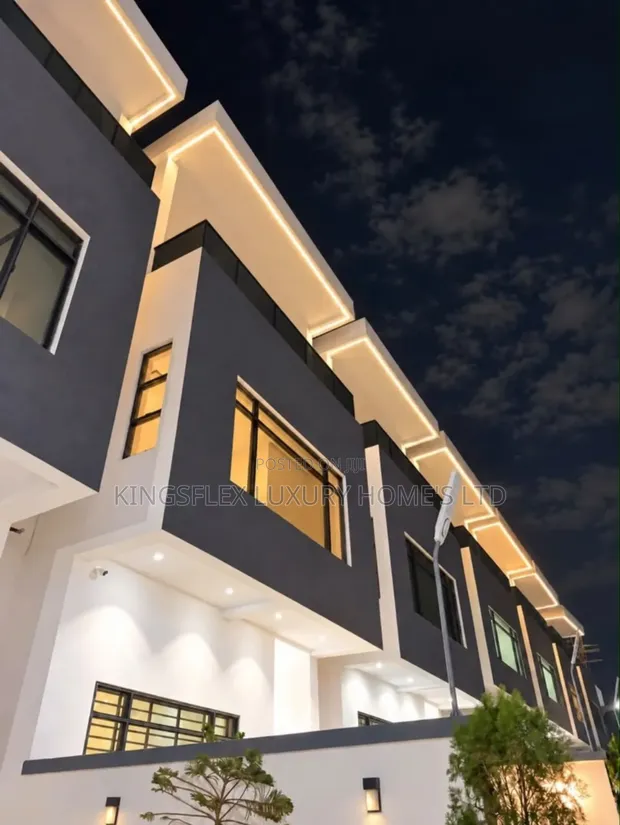4-Bedroom Townhouse/Terrace in Estate, Guzape District for Sale - 1
