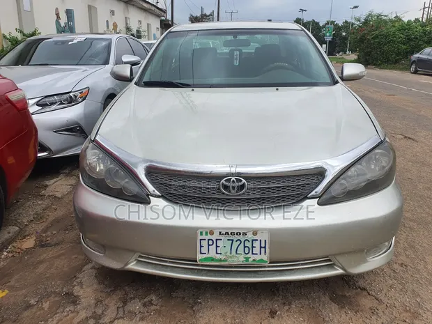 Toyota Camry SE 2005 Silver - 1