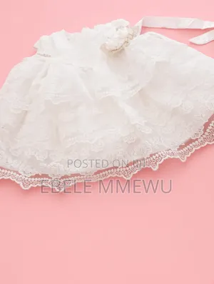 Farar Rigar Lace Ta Yara Mata Ta Bikin – Watan 6