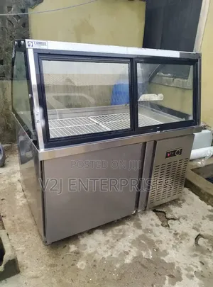 Brand New Double Chamber Display Chiller
