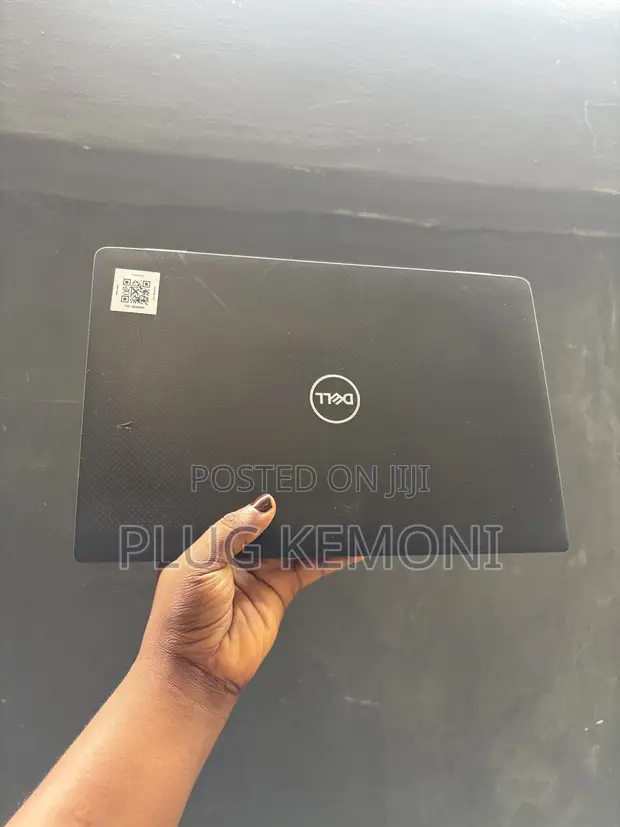 Dell Latitude 7420 Laptop - 16GB RAM, 256GB SSD - 1