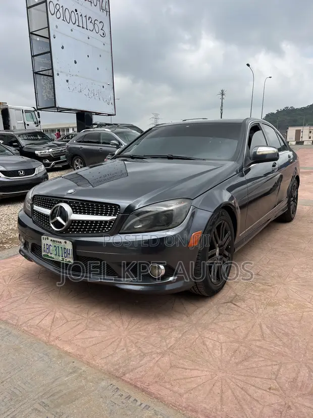 Mercedes-Benz C300 2008 Black - 1