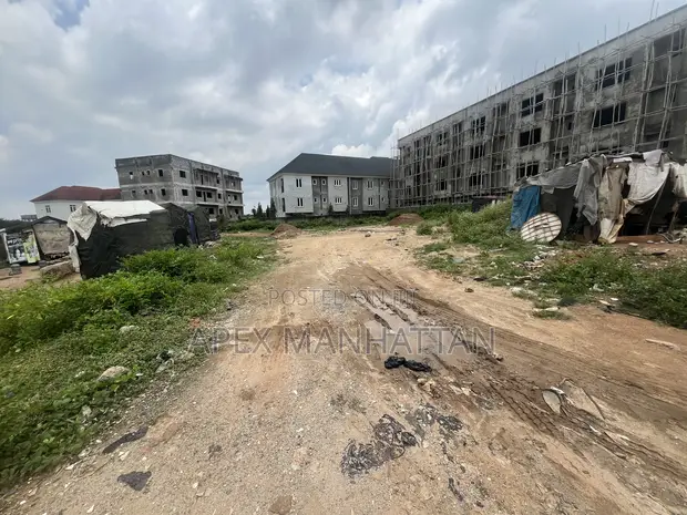 Filin Zama don Siyarwa a Jahi, Abuja (1,850 sqm) - 1