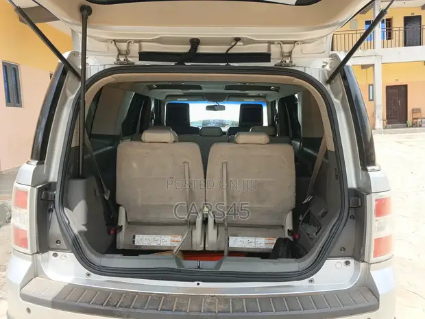 Ford Flex 2010 Silver SUV - 1