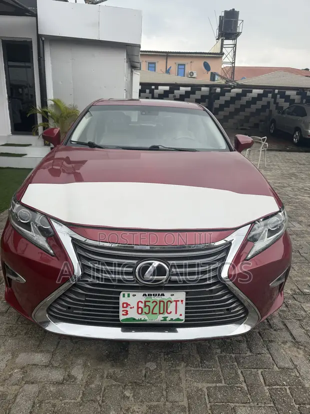 Lexus ES 2014 Red - 1