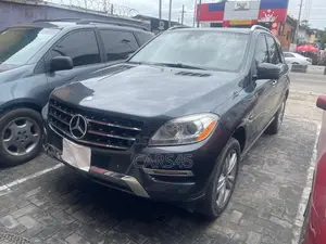 Mercedes-Benz M Class 2012 Blue SUV