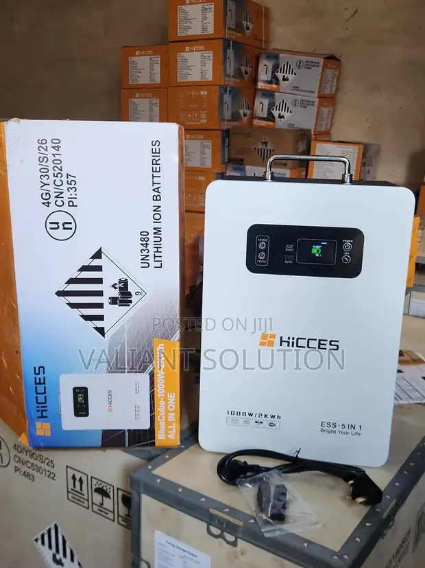 Hicces 1000W/2kWh Portable Solar Generator - 1