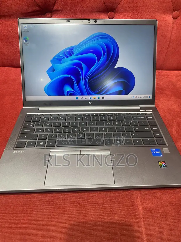 HP ZBook Firefly G8 Laptop - 16GB RAM, 256GB SSD - 1